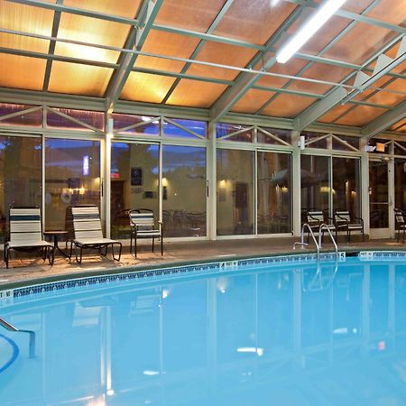 La Quinta By Wyndham Plattsburgh Hotel Екстериор снимка