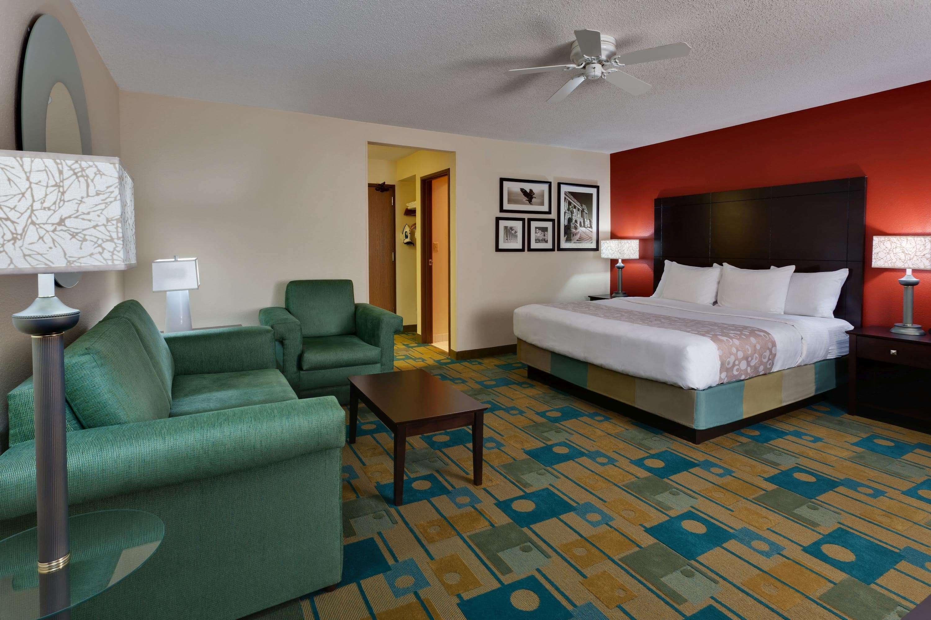 La Quinta By Wyndham Plattsburgh Hotel Екстериор снимка